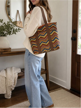 Fossil Key-Per Chevron Tote Bag Multicolor Coated Canvas Large Tote